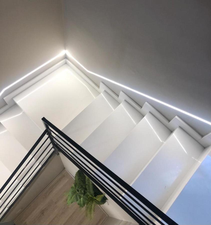 Narciso Boutique Apartment 阿奇雷亚莱 外观 照片