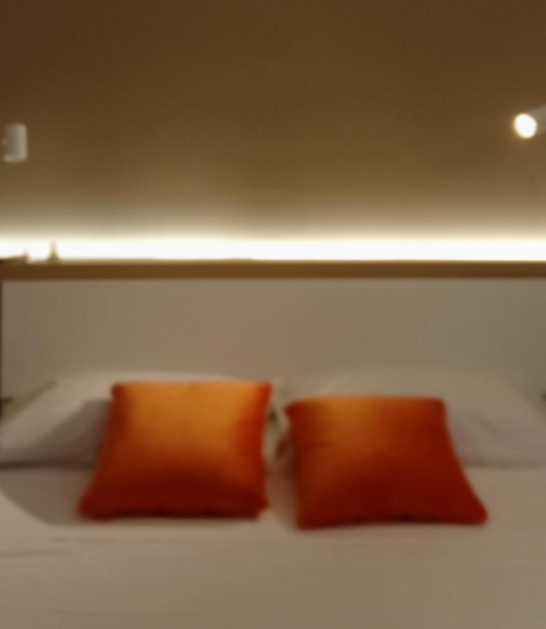 Narciso Boutique Apartment 阿奇雷亚莱 外观 照片