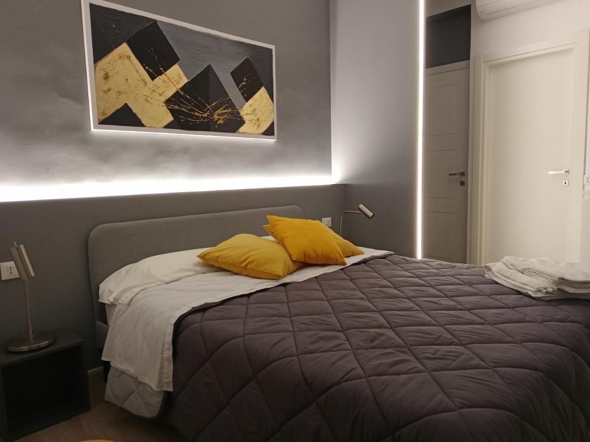 Narciso Boutique Apartment 阿奇雷亚莱 外观 照片