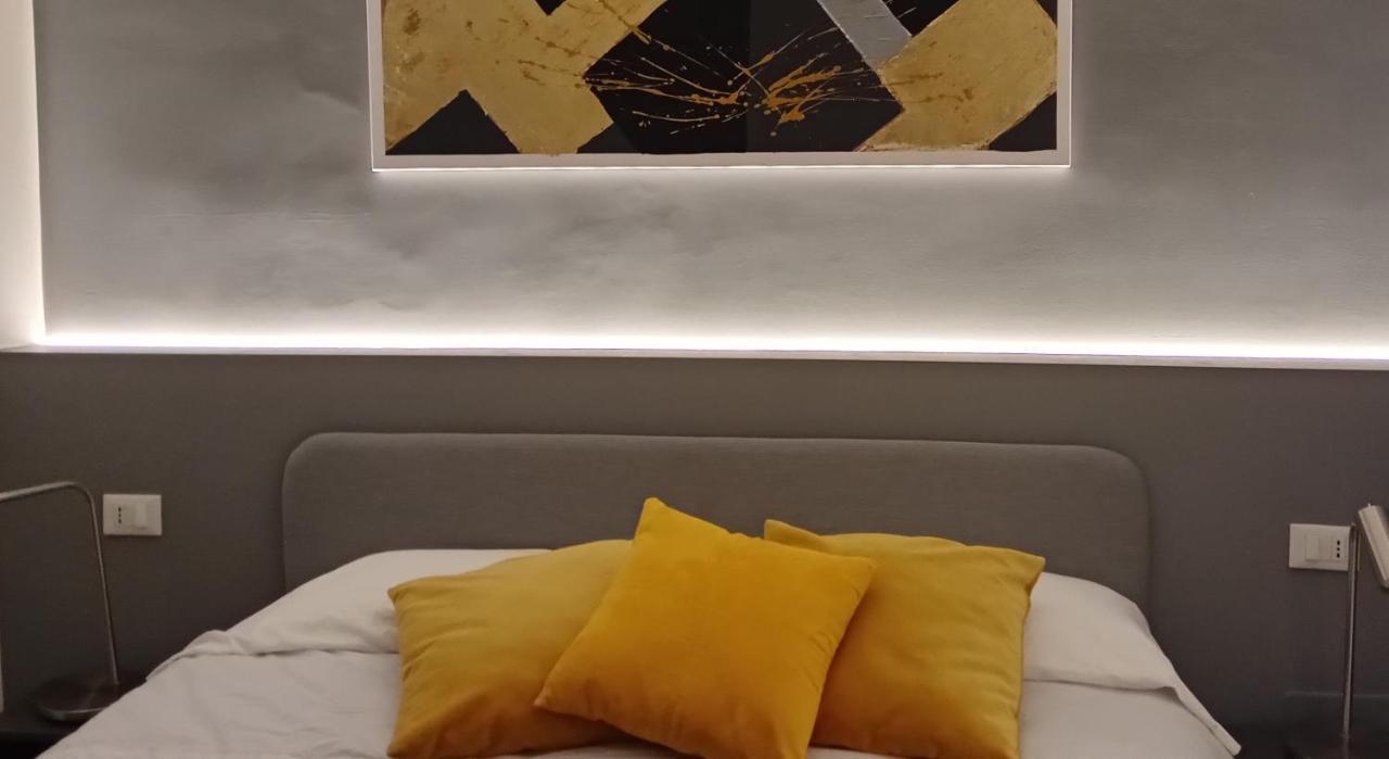 Narciso Boutique Apartment 阿奇雷亚莱 外观 照片
