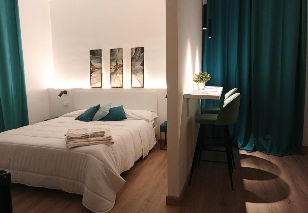 Narciso Boutique Apartment 阿奇雷亚莱 外观 照片