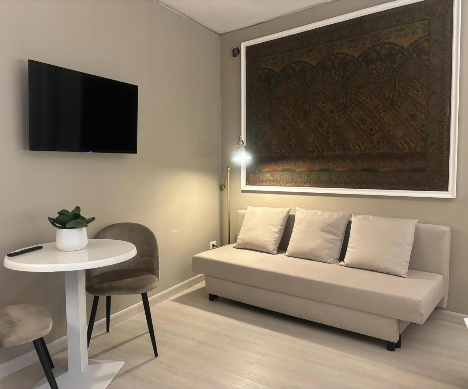 Narciso Boutique Apartment 阿奇雷亚莱 外观 照片