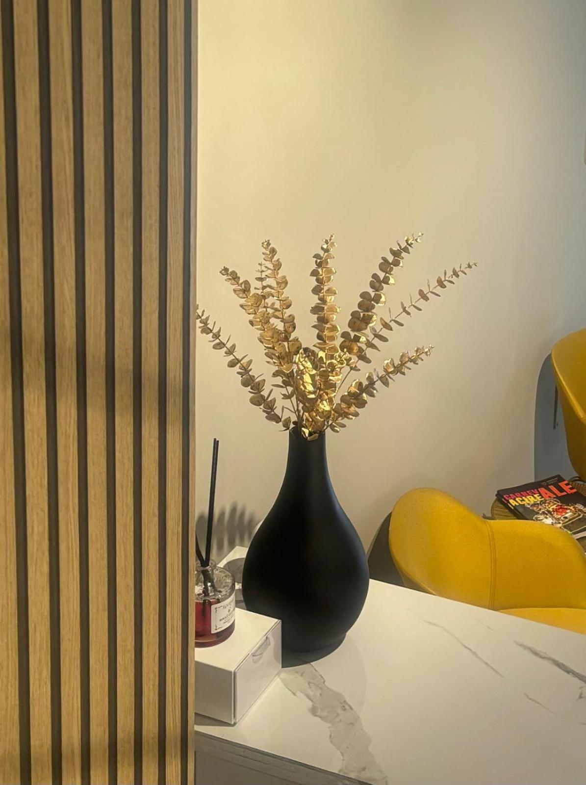 Narciso Boutique Apartment 阿奇雷亚莱 外观 照片