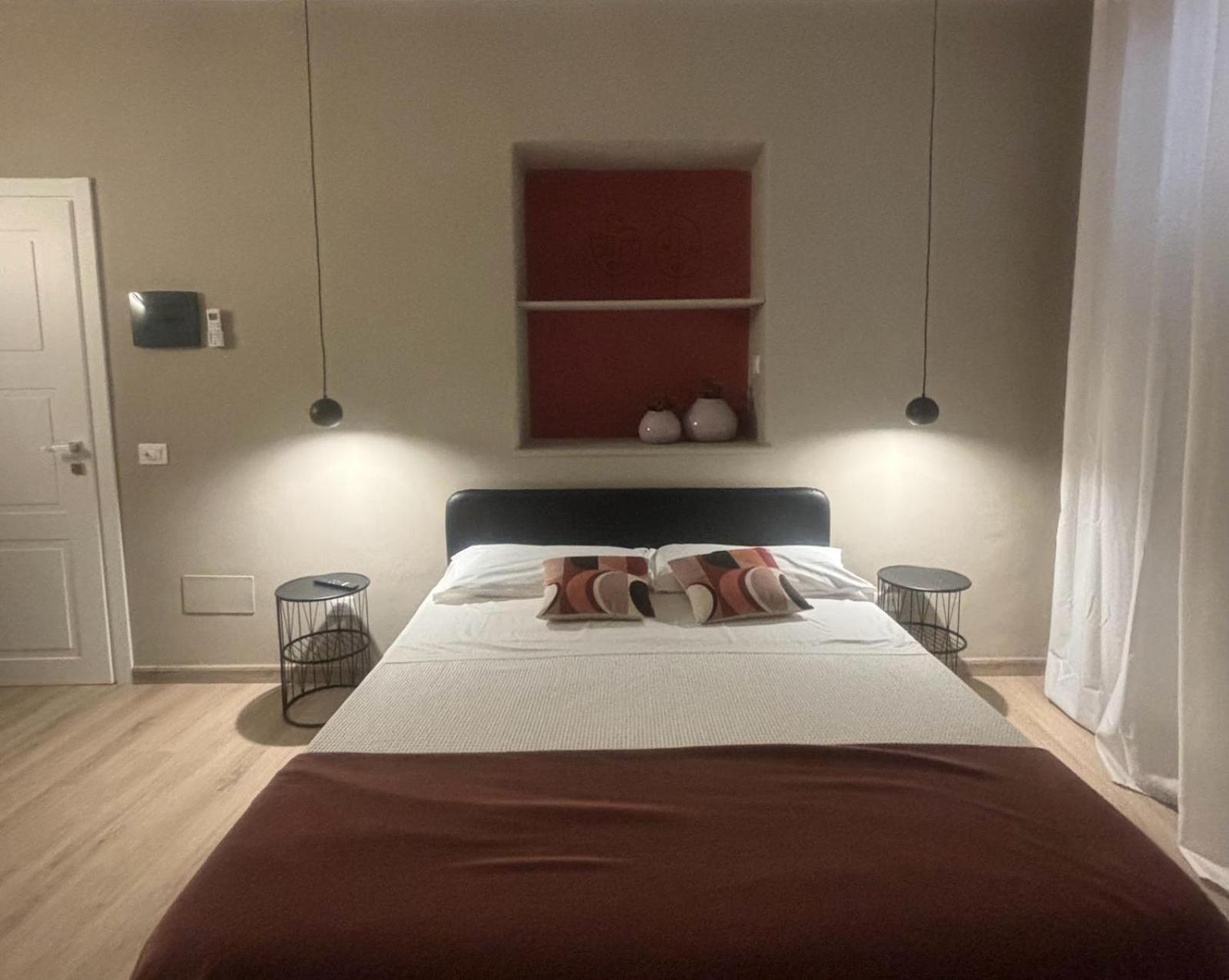 Narciso Boutique Apartment 阿奇雷亚莱 外观 照片